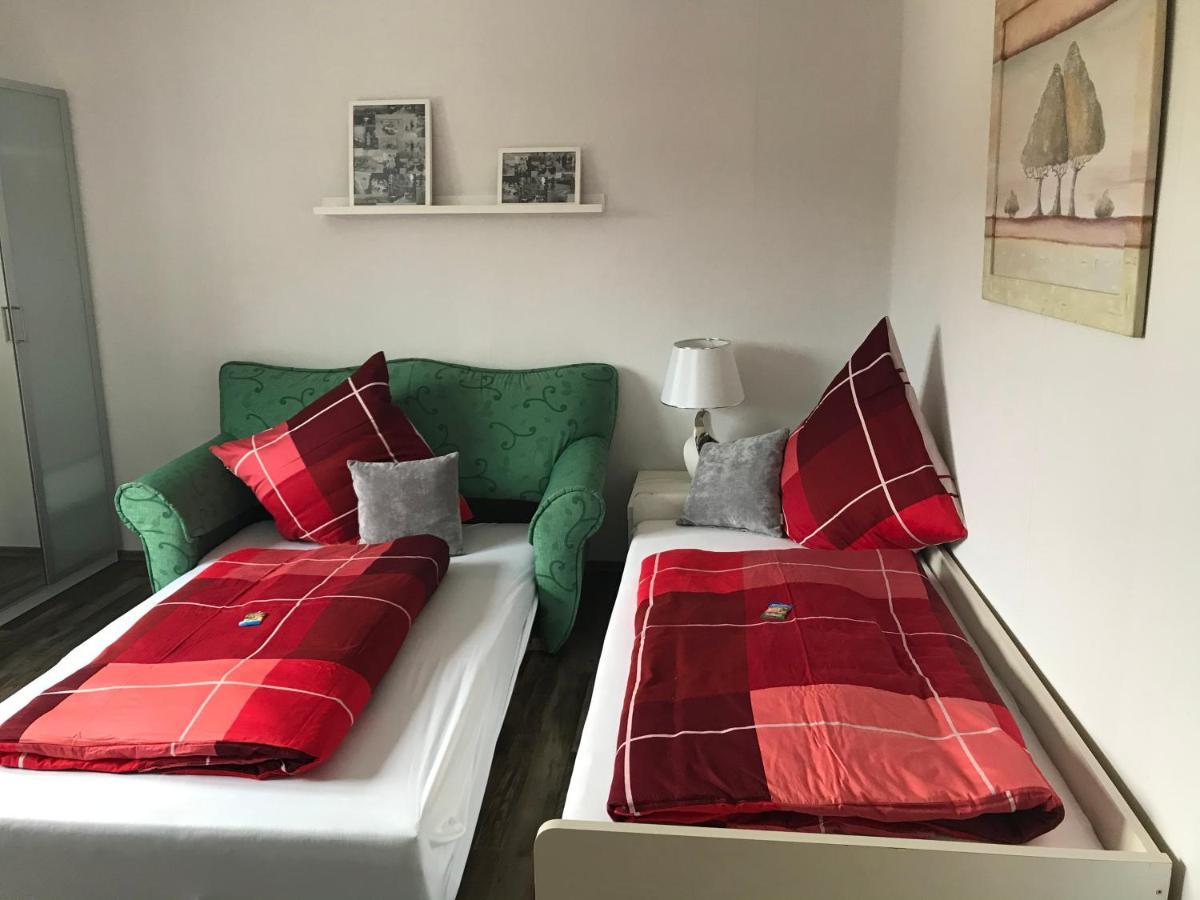 Ferien-/Monteurwohnung Am Ring Steinau an der Straße Extérieur photo